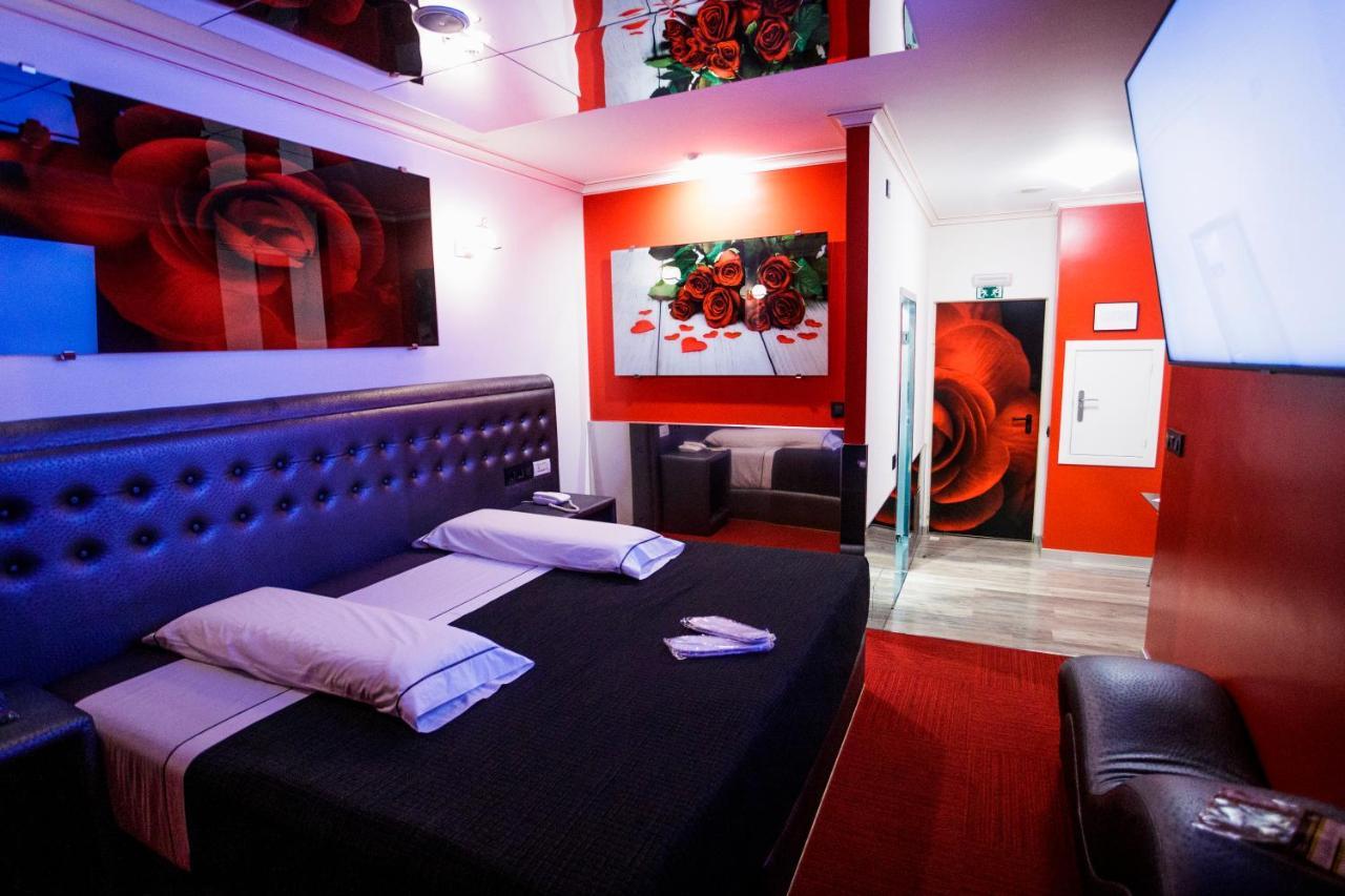 Motel Venus Santiago Santa María Zewnętrze zdjęcie